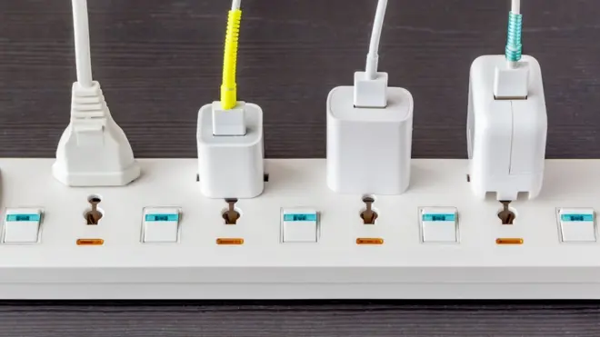 Hay distintos sistemas eléctricos con distintos voltajes que pueden afectar al funcionamiento de tus dispositivos.
