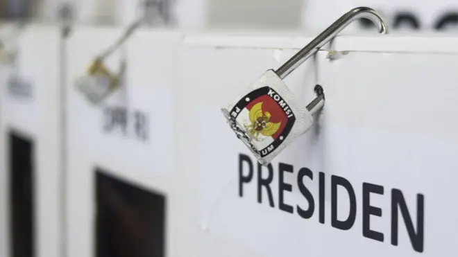 मतदान केन्द्र