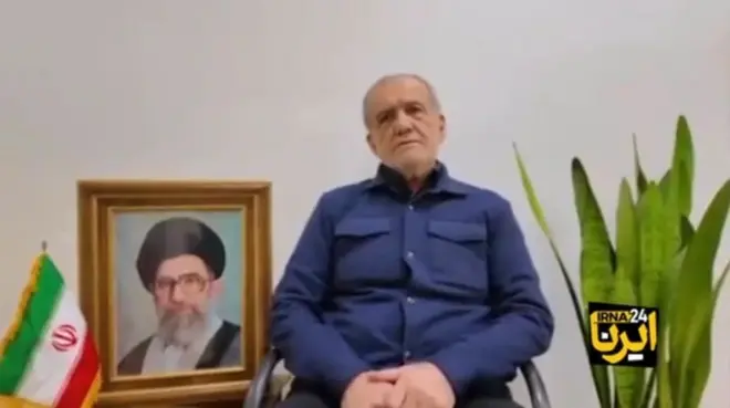 Эрон президенти Исроил ёки АҚШни қўллаб-қувватлаш "шараф ва озодликка йўл эмас", деди