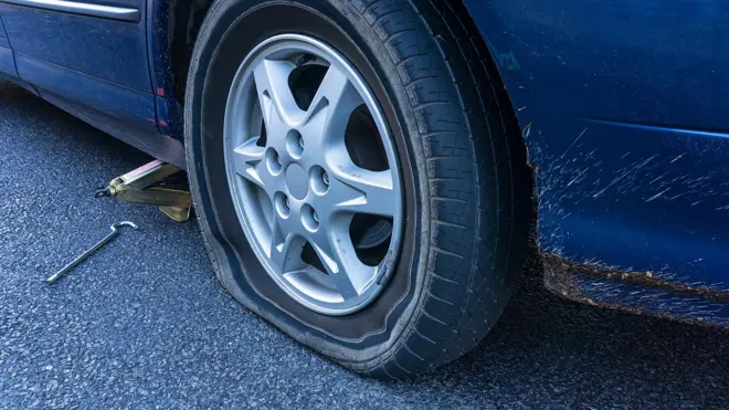 ٹائر، برسٹ، موٹروے