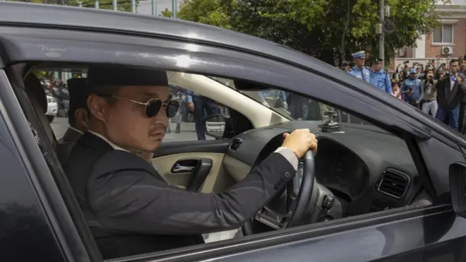 गृहमन्त्री सुधन गुरुङ