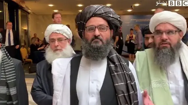 طالبان وایي د ملا برادر په مشرۍ یو ۹ کسیز پلاوی یې چین ته تللی