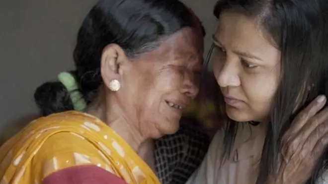 Бабица Сиро и Моника Тате