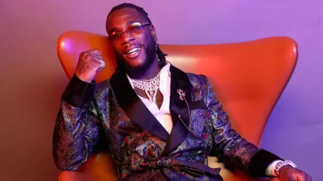 Damini Ebunoluwa Ogulu a ma díka 'Burna Boy etiela ótútú egwu gúnyere 'Like to party', 'Burn Identity'