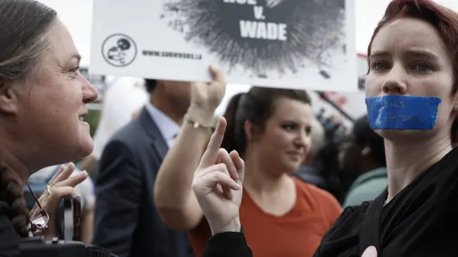 معارضون للإجهاض فرحون بحكم المحكمة