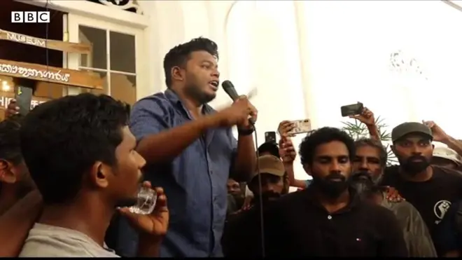 ''හමුදාව, පොලීසිය දාලා ගේන මර්දනයට අපි ලෑස්ති වෙලා ඉන්නේ.''