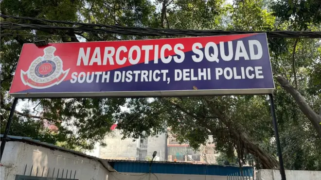 दक्षिणी ज़िला पुलिस के नार्कोटिक्स स्क्वाड ने राजू पार्क इलाक़े में अफ़्रीकी मूल के लोगों को हिरासत में लेने का प्रयास किया था