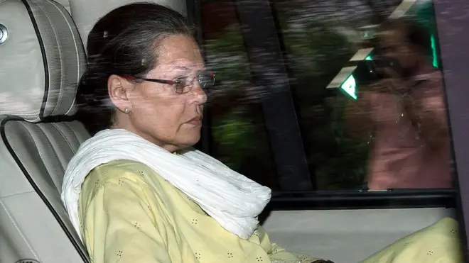 सोनिया गांधी