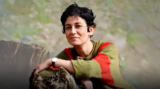 پخشان عزیزی