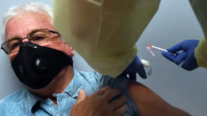 ابتهاج بالإعلان عن لقاحات فاعلة ضد كورونا لكن من سيحصل عليها أولا؟