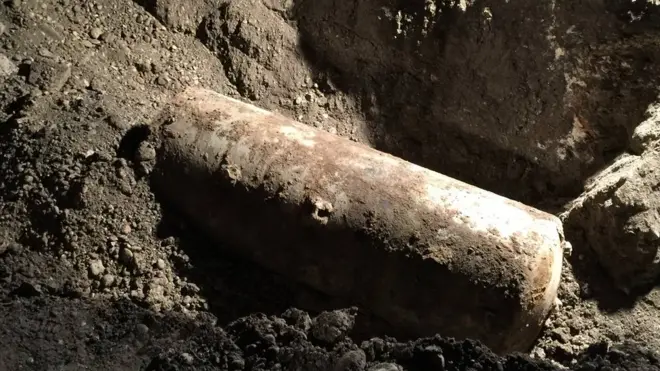 Полиции немецкого Аусбурга потребовалось четыре часа, чтобы обезвредить бомбу времен Второй мировой войны