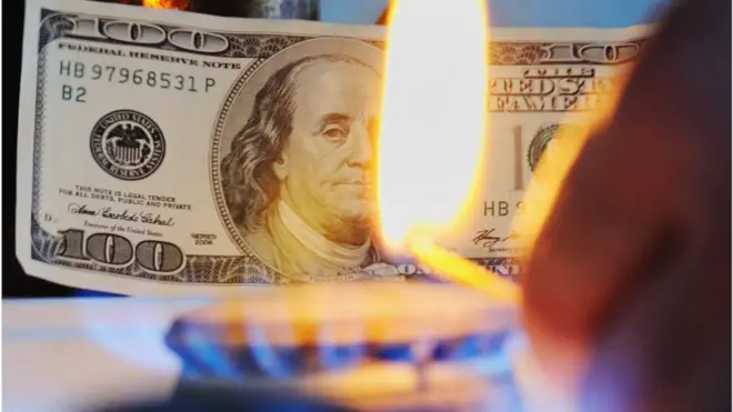 Ціни на газ у світі - "агонь", а от тарифи в Україні уряд пообіцяв не підвищувати під час війни