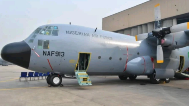Avions militaires nigérians C-130H