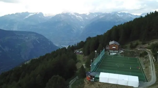 오트마어 히츠펠트 경기장은 스위스 FC 기스폰의 홈구장이다