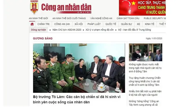 Lãnh đạo Bộ Công An Việt Nam hôm 11/01/2020 thăm hỏi thân nhân, gia đình những người thiệt mạng thuộc lực lượng cảnh sát trong vụ việc ở Đồng Tâm xảy ra hai ngày trước đó