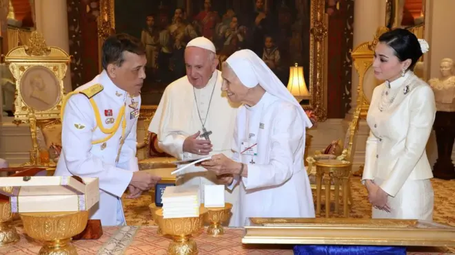 โป๊ปฟรานซิสเข้าเฝ้า ร.10