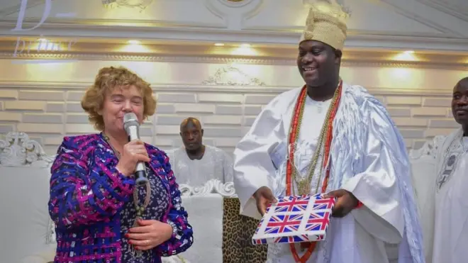 Ooni Ife, pẹ̀ aṣoju ijọba ilẹ Gẹẹsi