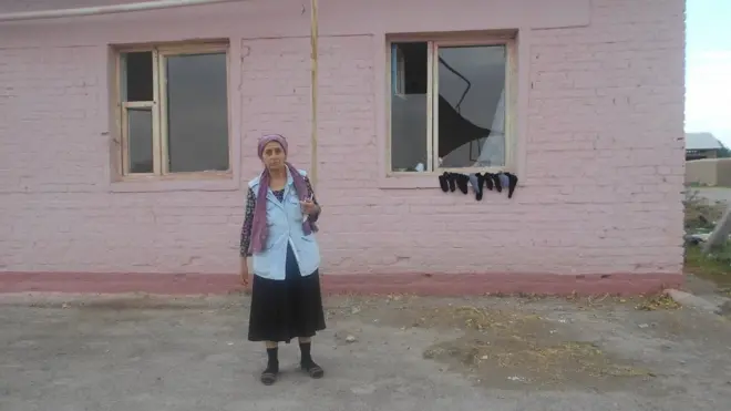 Поп туманининг "Уйғур" посёлкасида пахта терувчиларга ажратилган ётоқхона