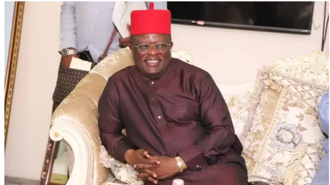 Dave Umahi onye nwetere mmeri n'ụlọikpe maka okwu chọrọ ịchụtụ ya n'ọkwa ọche dịka gọvanọ