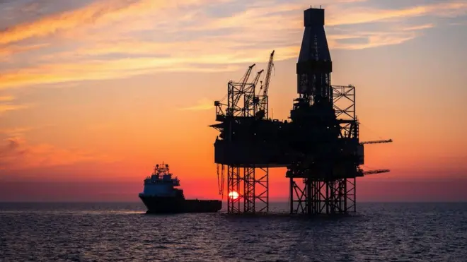 нафтогазова платформа