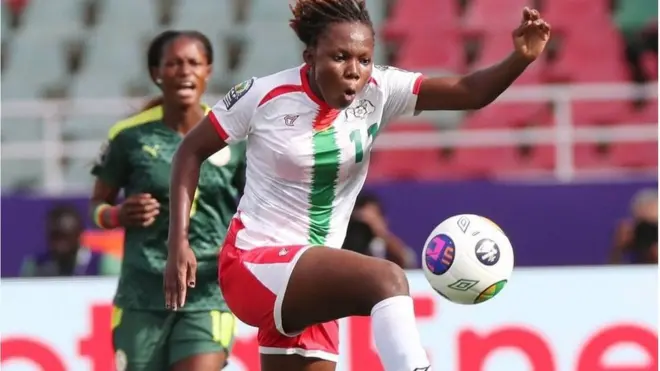 Agbabọọlu Senegal ati Burkinafaso