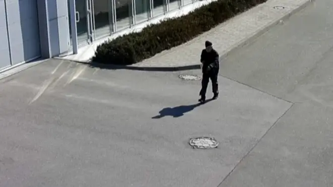 Руски војници снимљени како убијају украјинске цивиле