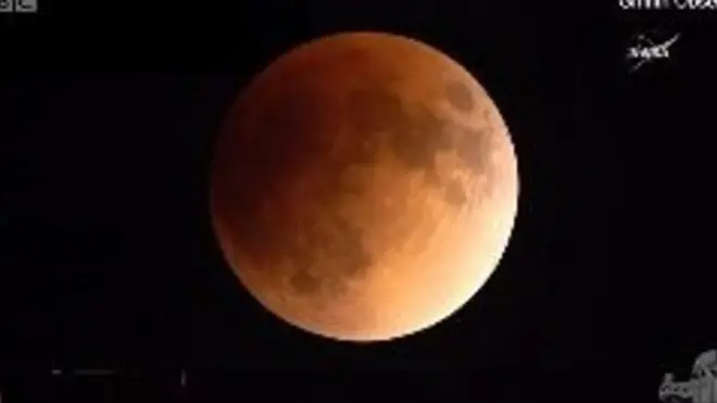 Блакитний кривавий супермісяць можна було побачити у ніч проти 31 січня