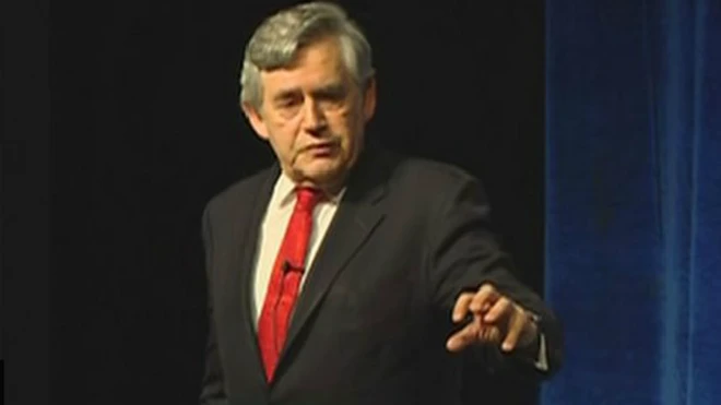 Cựu thủ tướng Gordon Brown cho rằng nên trao thêm quyền cho Quốc hội Scotland