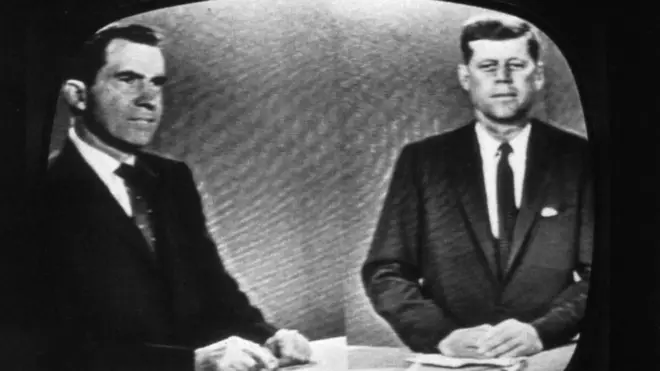 Em 1960, Richard Nixon perdeu a eleição para o senador democrata John F. Kennedy