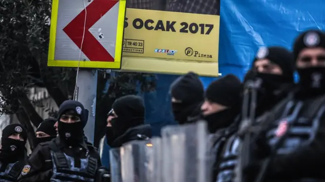 گذشتہ کچھ عرصے کے دوران ترکی میں ہونے والے دہشت گرد حملوں کی ذمہ داری شدت پسند تنظیم دولتِ اسلامیہ نے قبول کی ہے۔