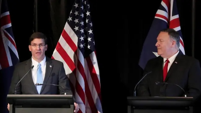 Bộ trưởng Quốc phòng Hoa Kỳ Mark Esper và Ngoại trưởng Hoa Kỳ Mike Pompeo trong cuộc họp báo chung với đối tác Úc tại Sydney, ngày 4/8