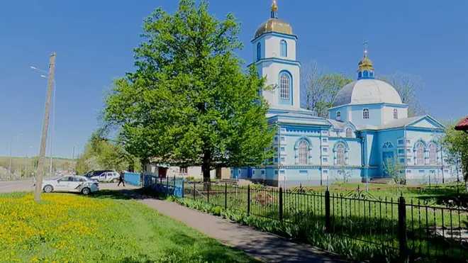 "Это самозванцы!" Как на Украине уживаются две церкви