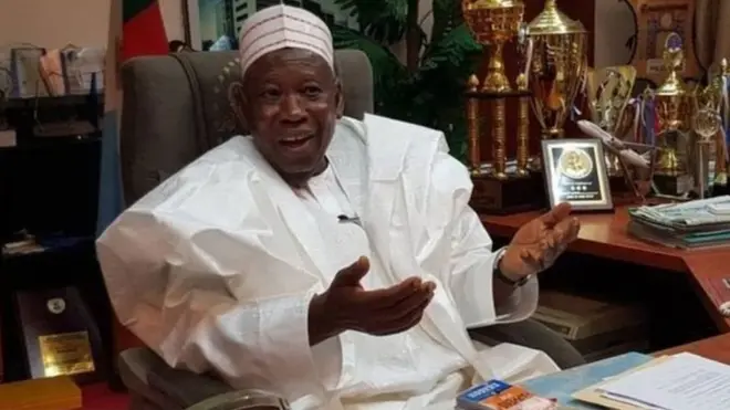 Kano House of Assembly dey do investigate ontop di video wey show wia govnor Ganduje dey collect dollar