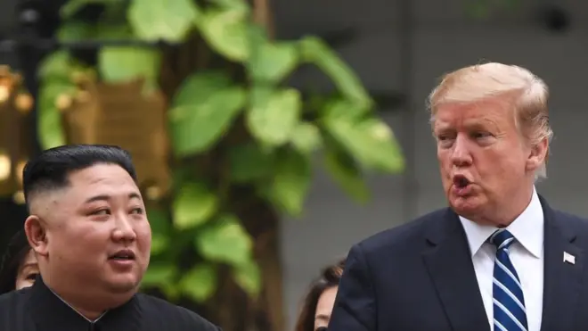الرئيس الأمريكي والزعيم الكوري في قمة هانوي في فيتناتم في فبراير/ شباط