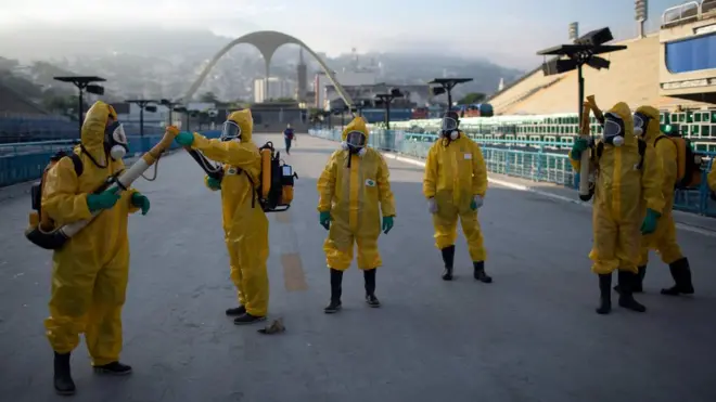 Governo federal e Prefeitura do Rio minimizam riscos