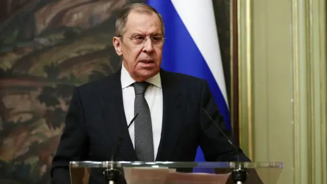 Російське МЗС пояснює вислання "недружніми діями" України