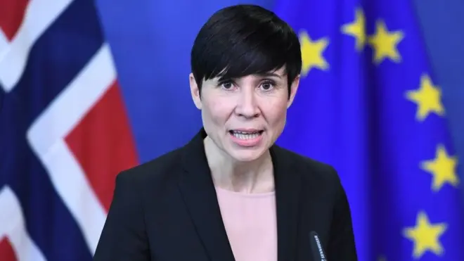 قالت وزيرة الخارجية النرويجية، إينه إريكسن سوريدي "أكدنا خلال الاجتماع على أن النشاط، الذي سلطت التحقيقات في الدنمارك الضوء عليه، غير مقبول"