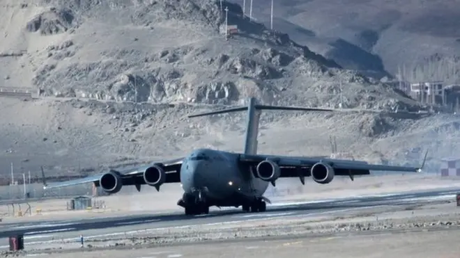 انڈین فضائیہ کا مال بردار طیارہ