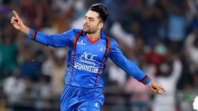 راشد خان په ۲۰۱۸ کال کې په ۵۰ اوریزو لوبو کې ۴۸ وېکټې اخیستې دي