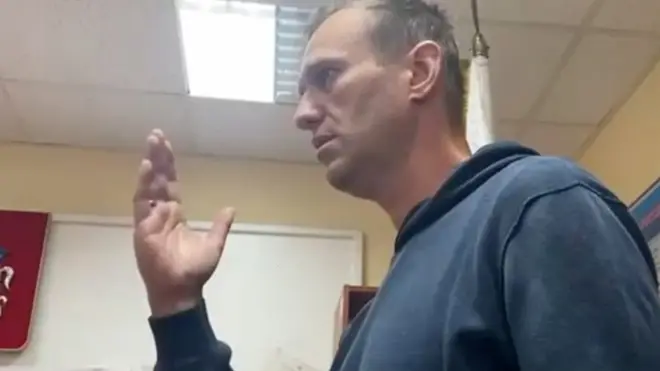 Алексея Навального арестовали на 30 суток