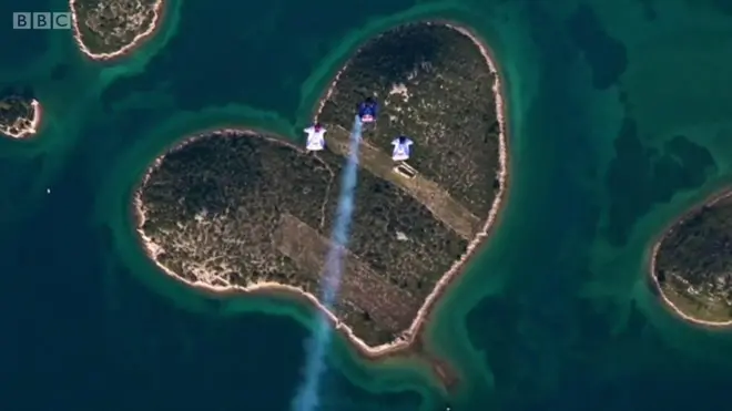 Юрак шаклида орол