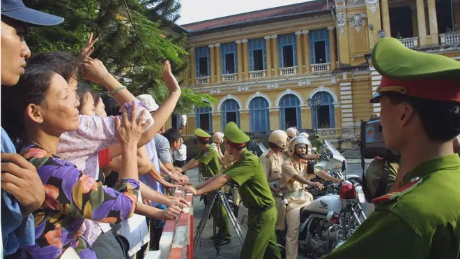 Luật Phòng chống tham nhũng được thông qua kỳ này có giúp công tác chống tham nhũng của chính phủ Việt Nam hiệu quả hơn?