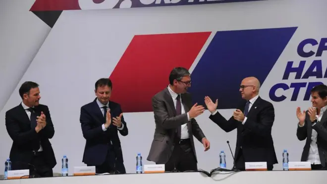 sednica SNS-a u Kragujevcu