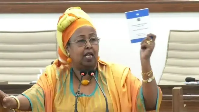 Khadiijo Maxamed Diiriye, Wasiirka Dhallinyarada iyo Ciyaaraha, ahna Xildhibaan ka tirsan Baarlamaanka Federaalka