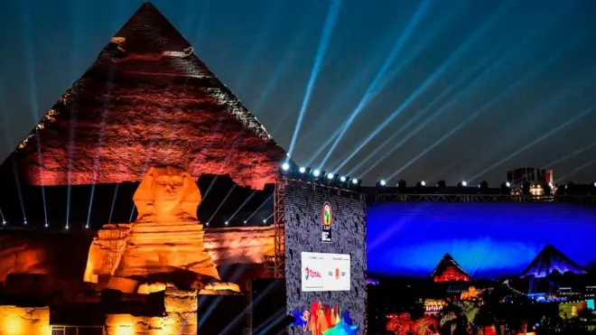Le tirage au sort de la 32e CAN se tient ce 12 avril 2019 au pied des Pyramides de Gizeh, à quelques kilomètres au sud-ouest du Caire.