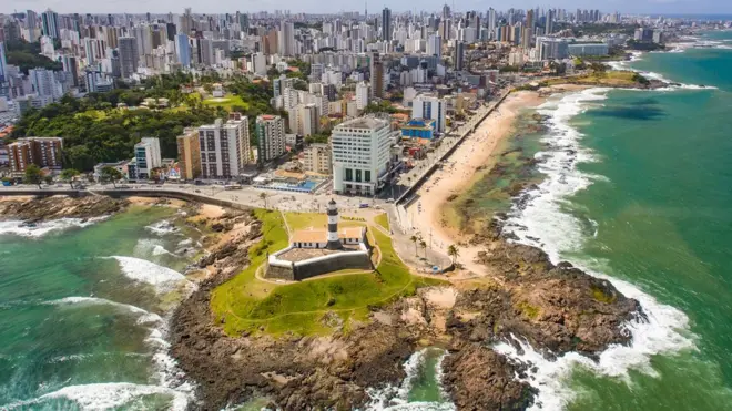 Visão amplificada de Salvador