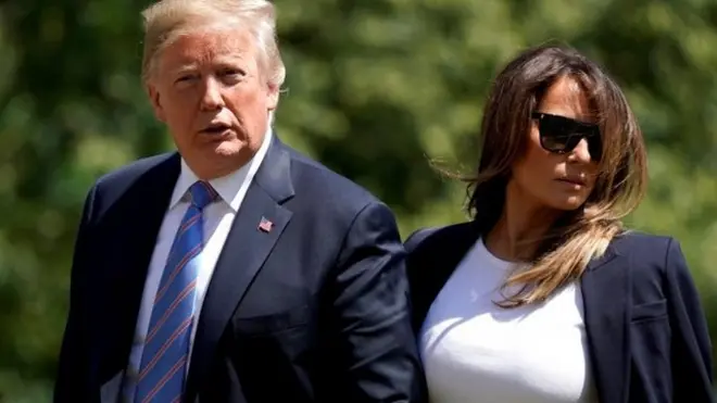 Trump y su esposa