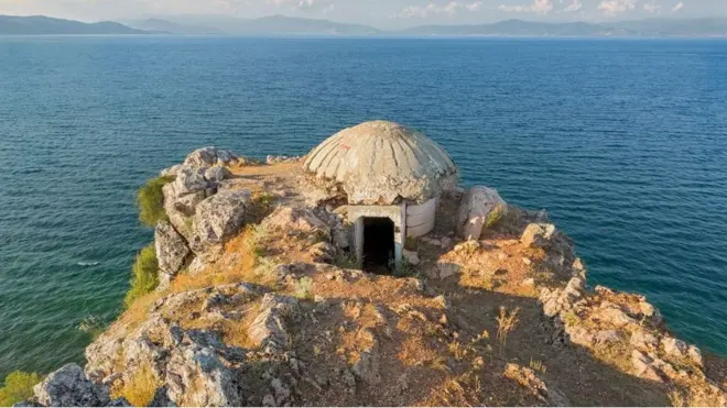 अल्बानिया