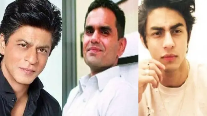 Shah Rukh Khan (bidix), Sameer Wankhede (dhexda) iyo Aryan Khan