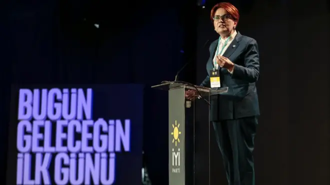 Akşener